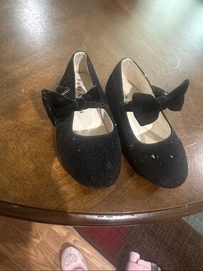 Black Velvet Bow Mary Jane Flats for Kids